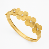 Gold Fluted Flower Diamond Bracelet